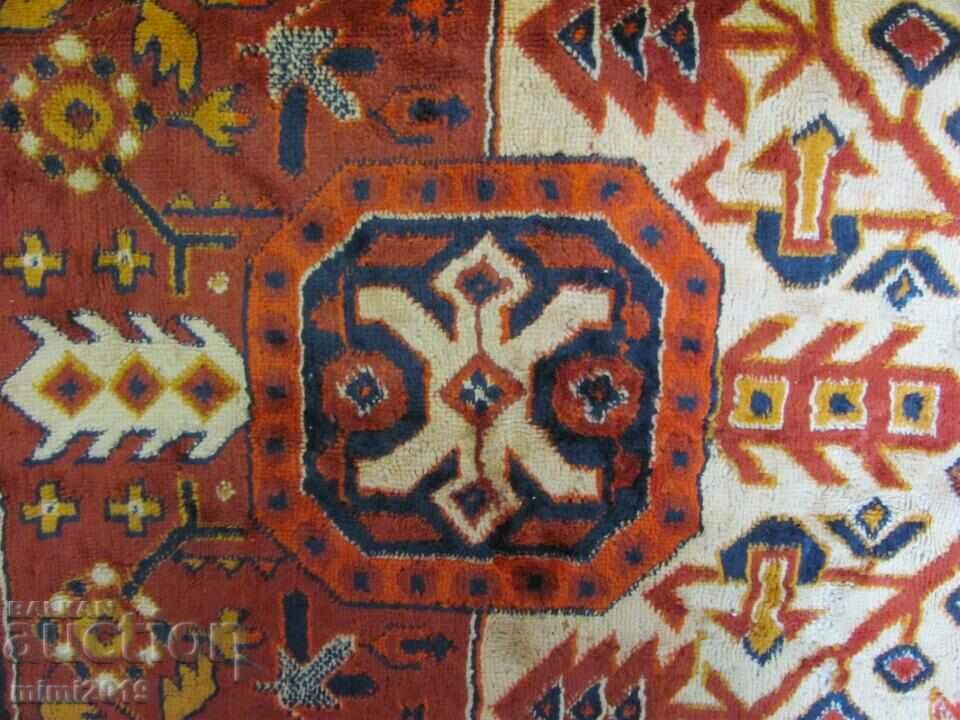 Vintich Plush Table Cover - 5