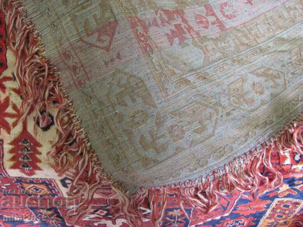 Vintich Plush Table Cover - 7