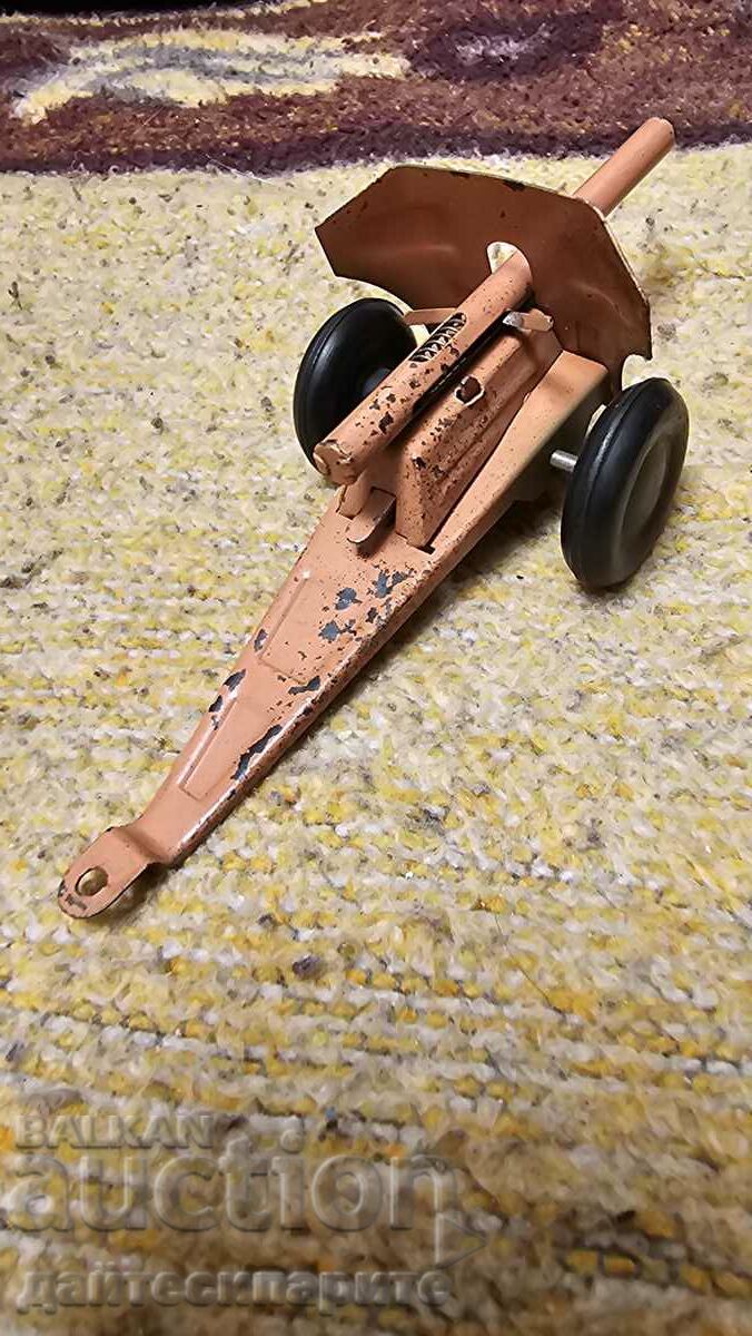 Howitzer Mockup with price 45.00 BGN | € 23.01 Howitzer Mockup with price 45.00 BGN | € 23.01