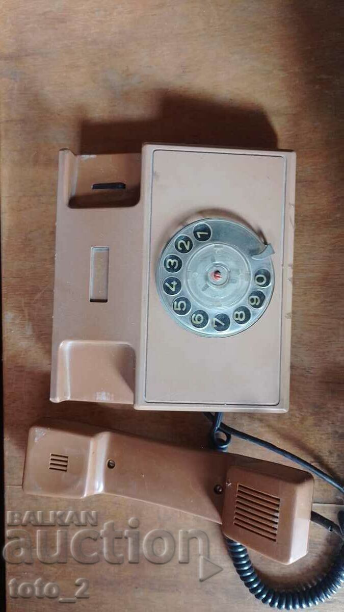 Παλιό αναλογικό τηλέφωνο με τιμή 19.90 BGN | € 10.17 Παλιό αναλογικό τηλέφωνο με τιμή 19.90 BGN | € 10.17