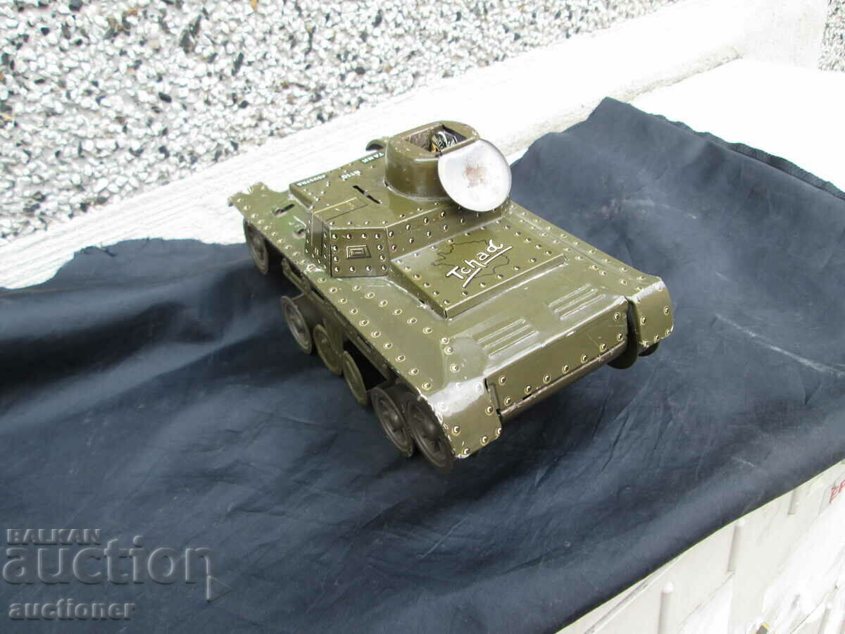 Auction  AK173 JOUSTRA TANK CHAR TCHAD -10