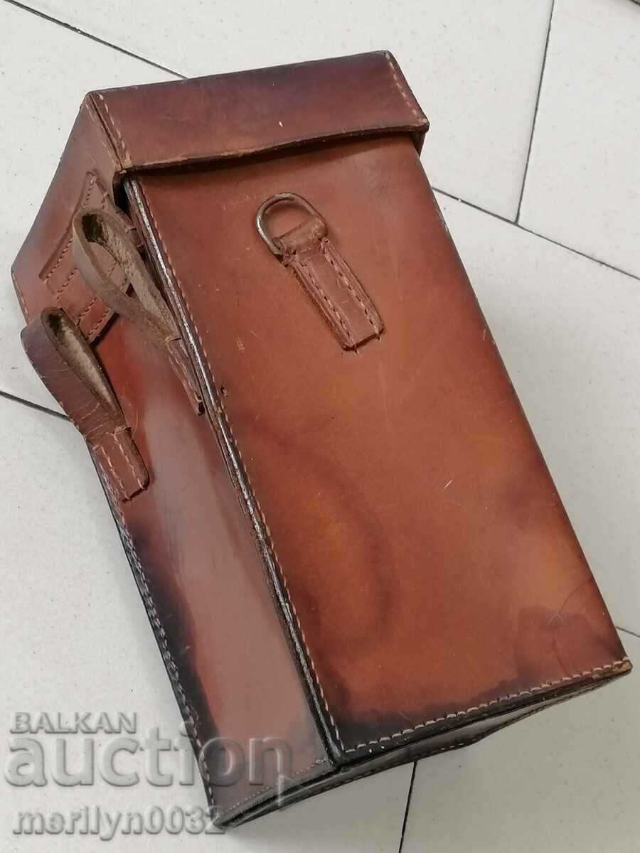 WW2 WW2 Wehrmacht Leather Flap Holster with price 135.00 BGN | € 69.02 WW2 WW2 Wehrmacht Leather Flap Holster with price 135.00 BGN | € 69.02