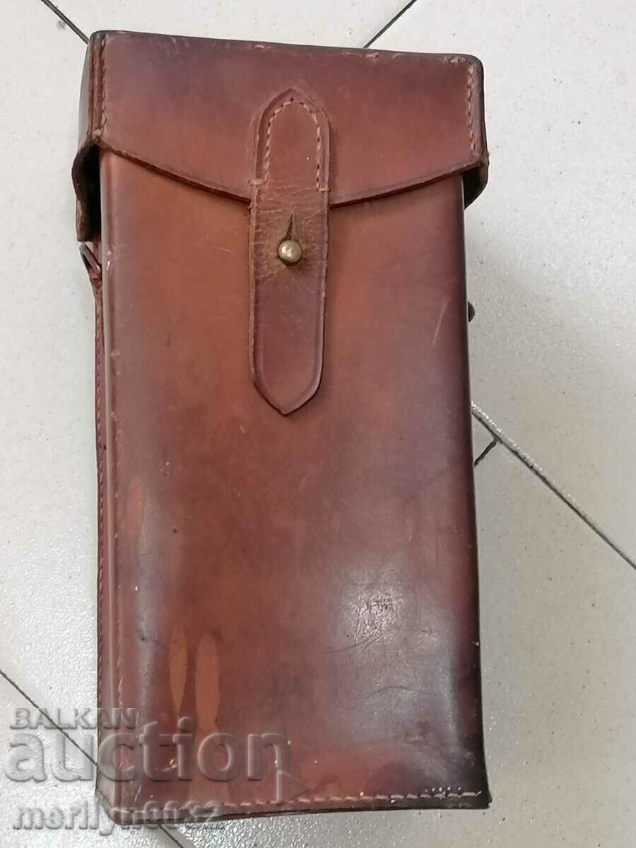 WW2 WW2 Wehrmacht Leather Flap Holster WW2 WW2 Wehrmacht Leather Flap Holster