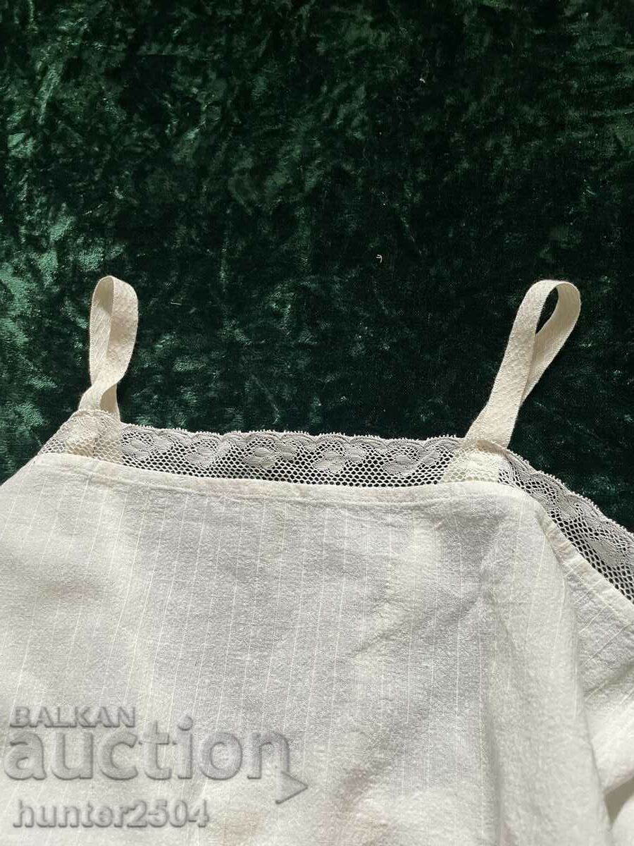 Kenar- cămașă, salopete cu preț 15.95 BGN | € 8.16