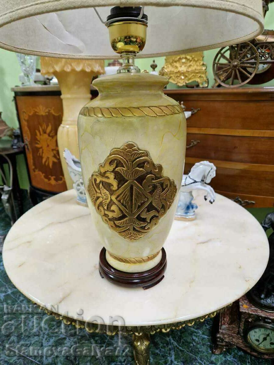 Аукцион Прекрасна голяма антикварна белгийска порцеланова нощна ламп Аукцион Прекрасна голяма антикварна белгийска порцеланова нощна ламп