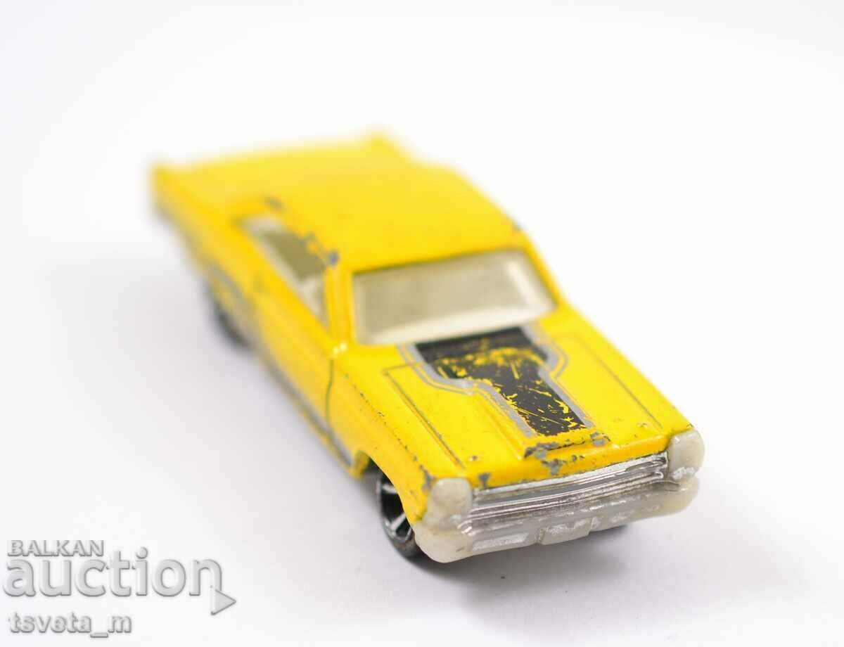 Auction Hot Wheels Ford Fairlane GT 1966 Diecast Car Auction Hot Wheels Ford Fairlane GT 1966 Diecast Car