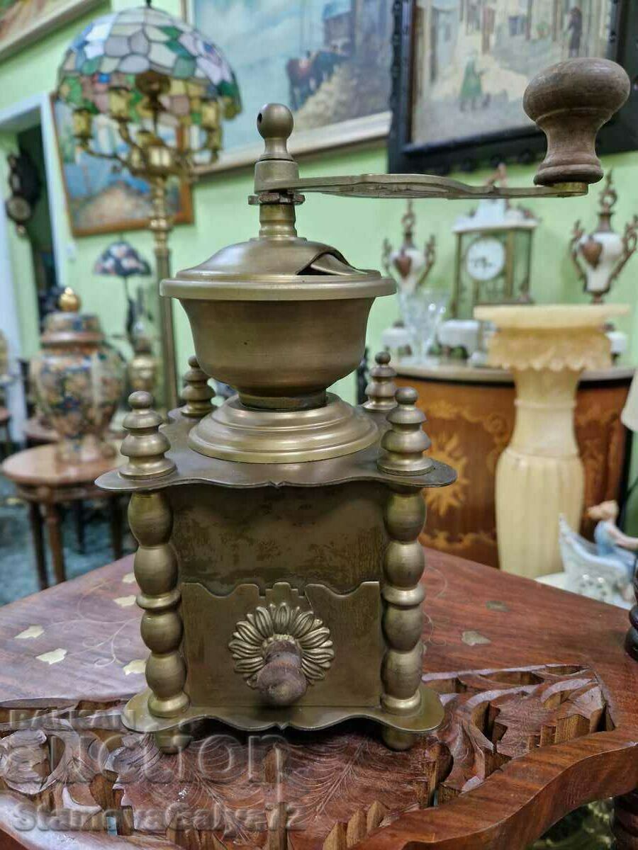 A great antique Belgian bronze coffee grinder with price 129.00 BGN | € 65.96