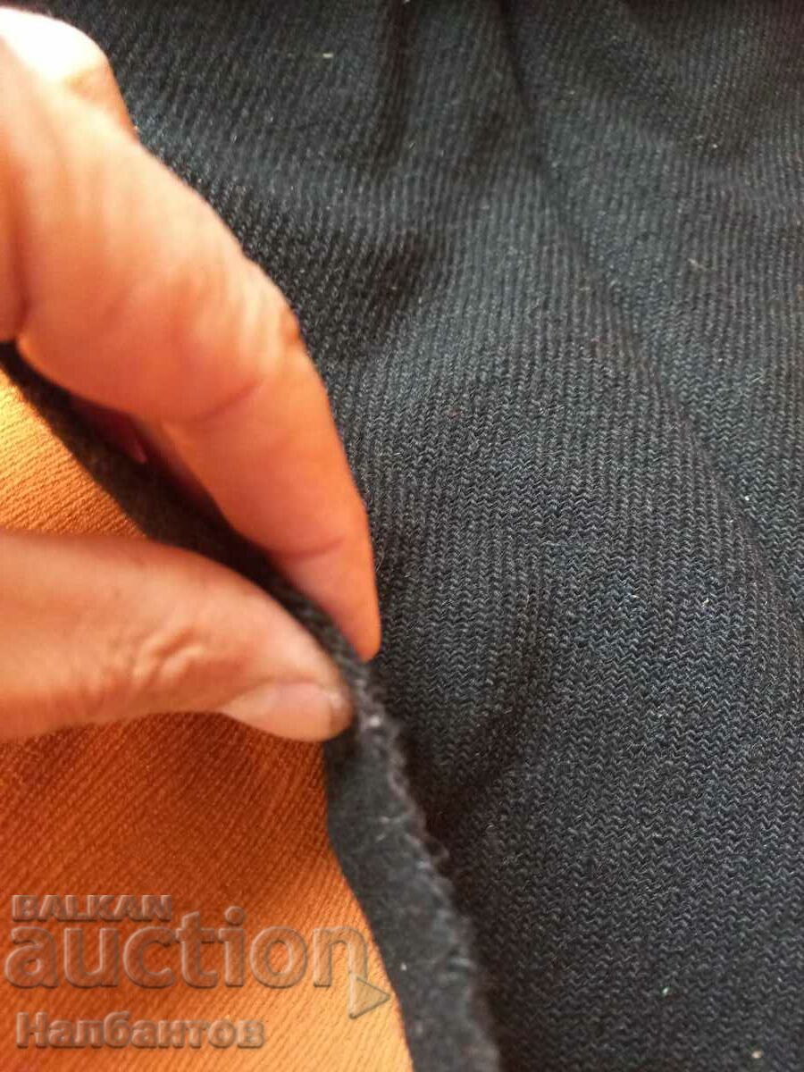 Auction OLD MEN'S BLACK BELT WEAR Auction OLD MEN'S BLACK BELT WEAR