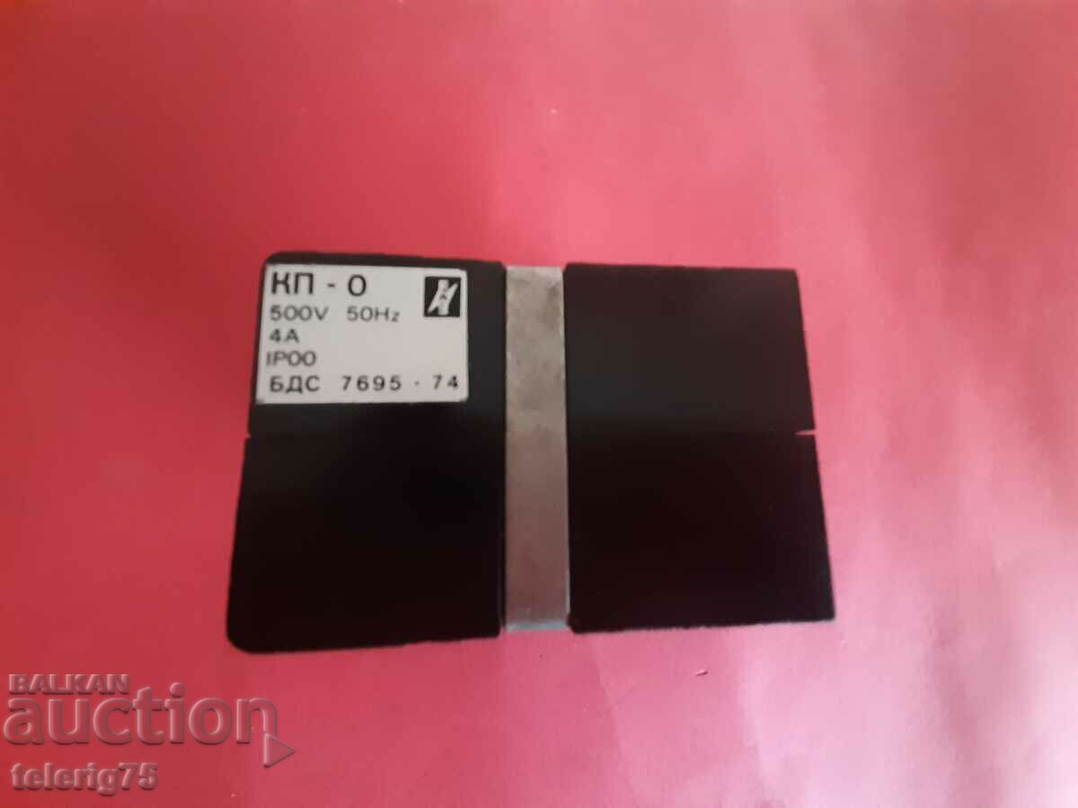 Auction Contactor KP-0, 500V, 4A, 4NO+1NC Contact, coil-220V Auction Contactor KP-0, 500V, 4A, 4NO+1NC Contact, coil-220V