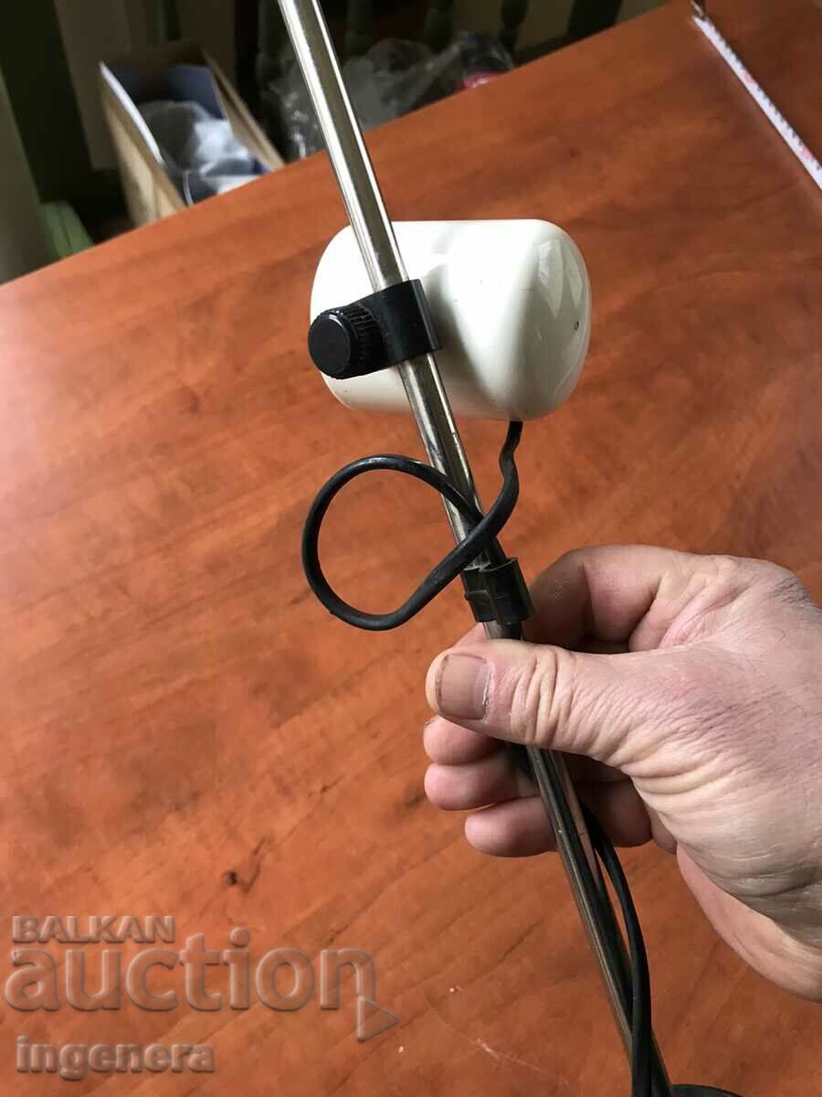 Auction MOBILE DESK LAMP WORKS Auction MOBILE DESK LAMP WORKS