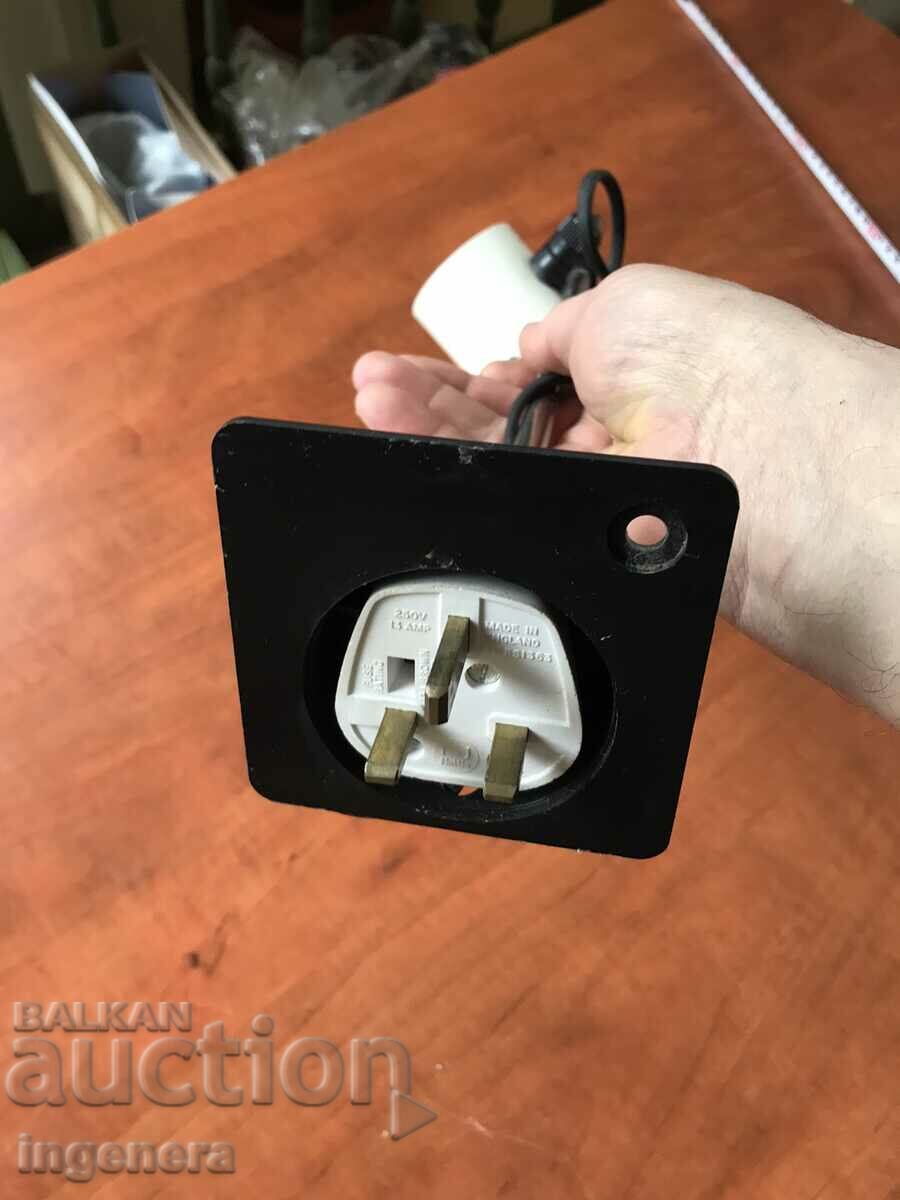 Delivery of MOBILE DESK LAMP WORKS Delivery of MOBILE DESK LAMP WORKS