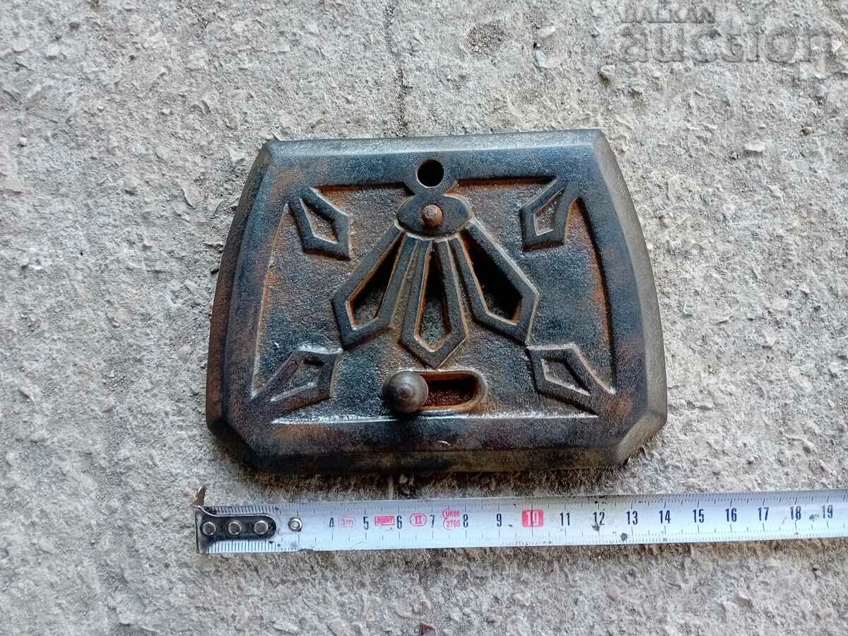 an old door from a Jamal fireplace stove with price 21.00 BGN | € 10.74 an old door from a Jamal fireplace stove with price 21.00 BGN | € 10.74