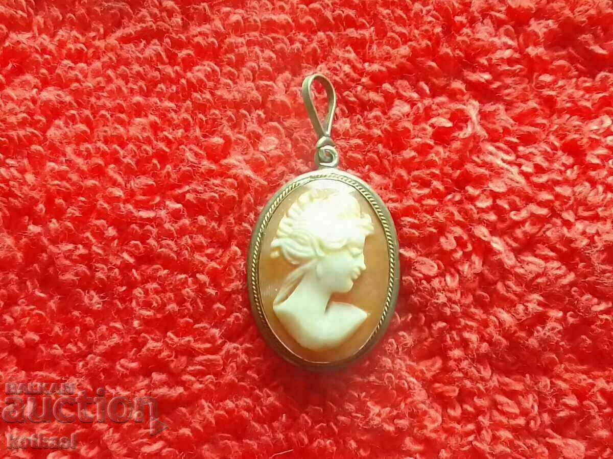 Delivery of Old silver 800 hardware Gema Cameo pendant Delivery of Old silver 800 hardware Gema Cameo pendant