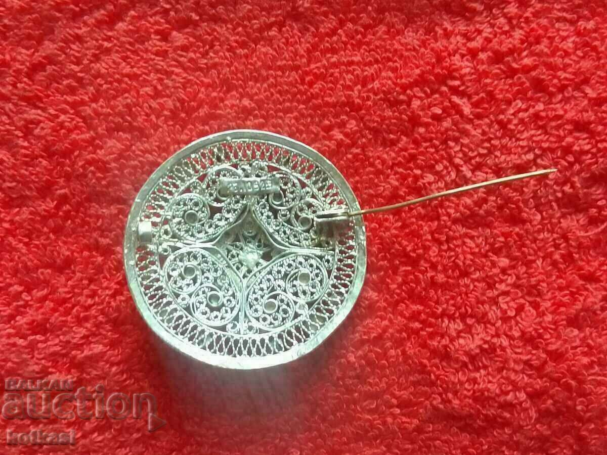 Old silver filigree brooch with markings - 5 Old silver filigree brooch with markings - 5