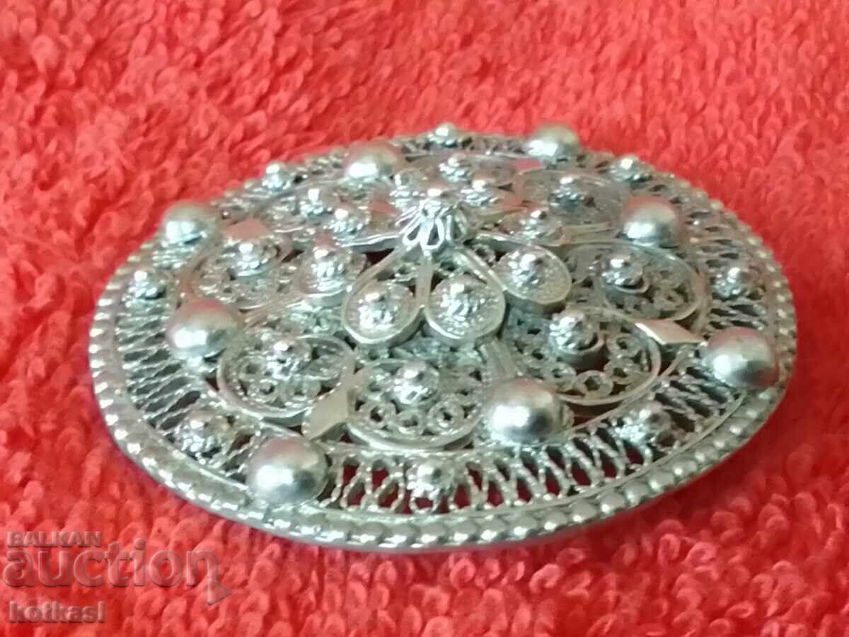 Old silver filigree brooch with markings - 6