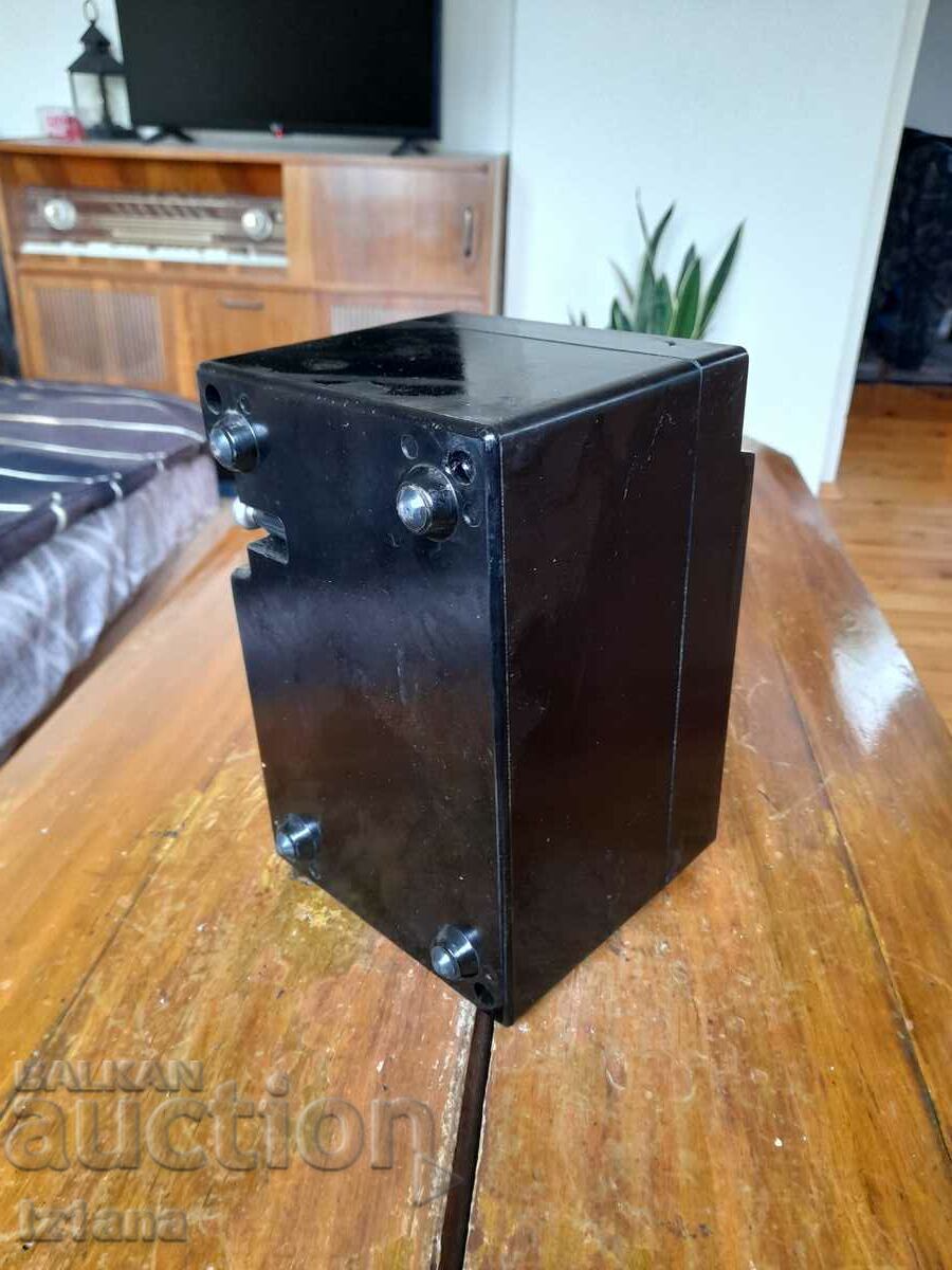 Old megohmmeter M4100/2 - 6 Old megohmmeter M4100/2 - 6