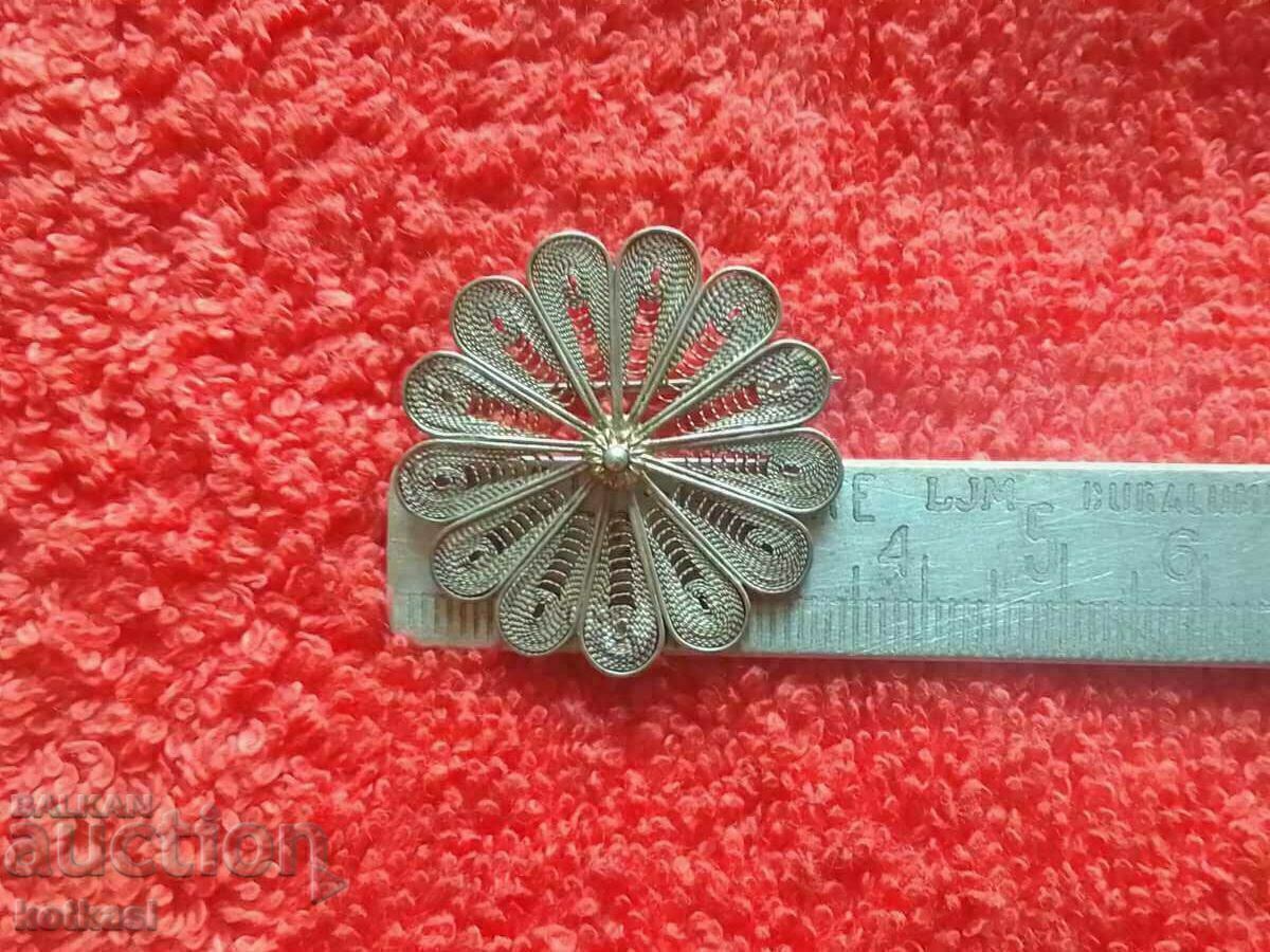 Old silver 925 Filigree Brooch Old silver 925 Filigree Brooch
