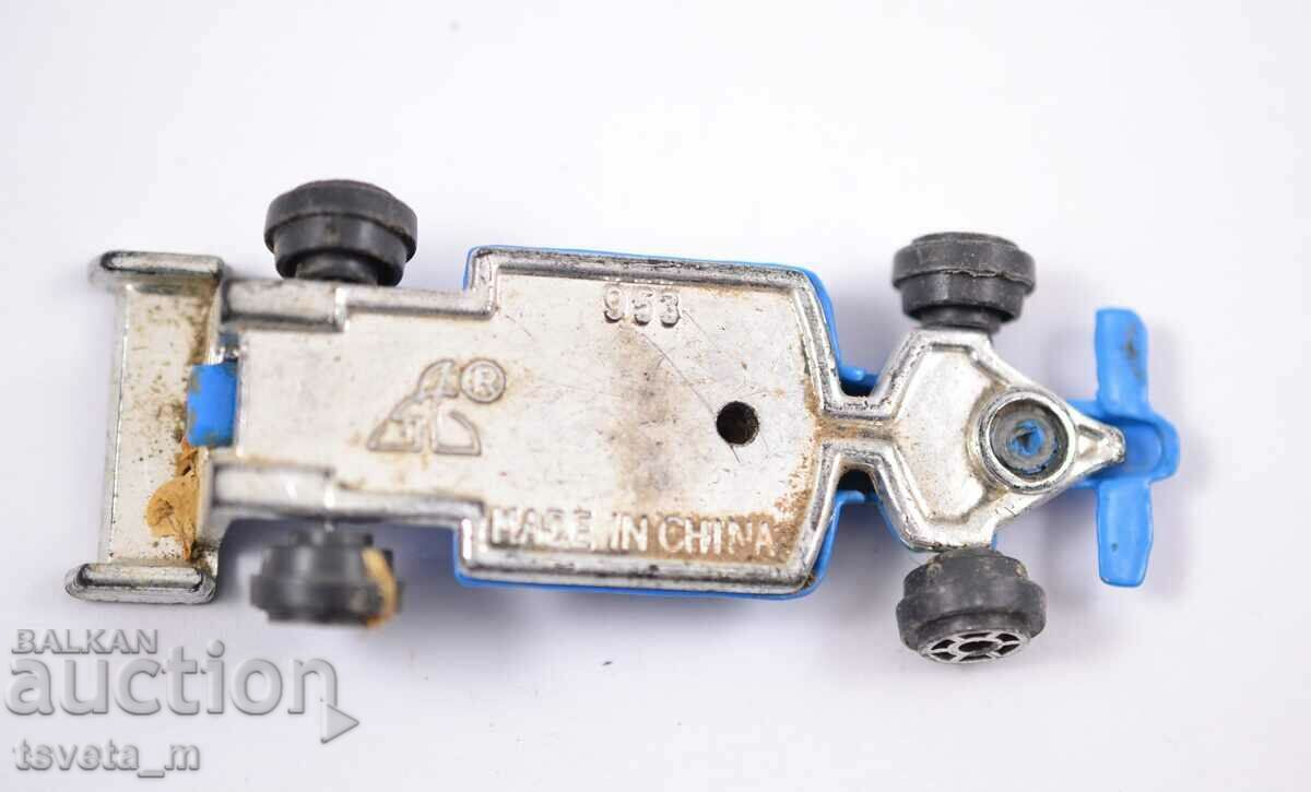 Ένα μικρό μεταλλικό αμαξίδιο - 5 Ένα μικρό μεταλλικό αμαξίδιο - 5