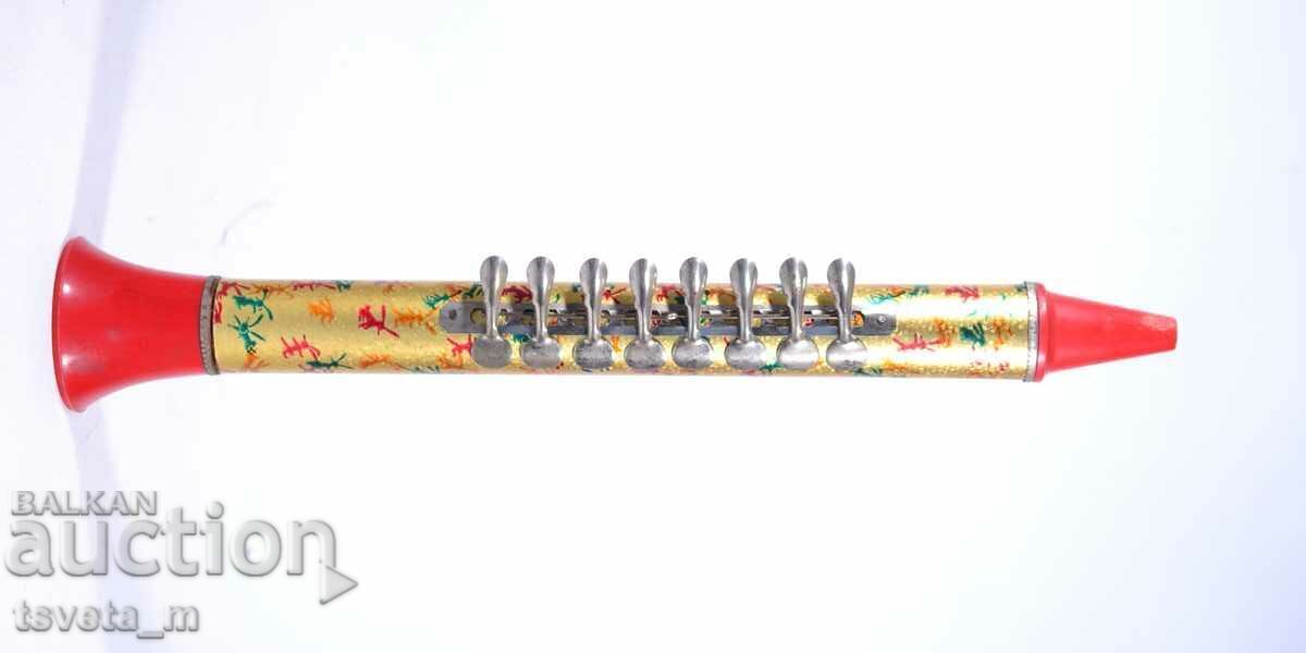 Delivery of Children's toy clarinet - works