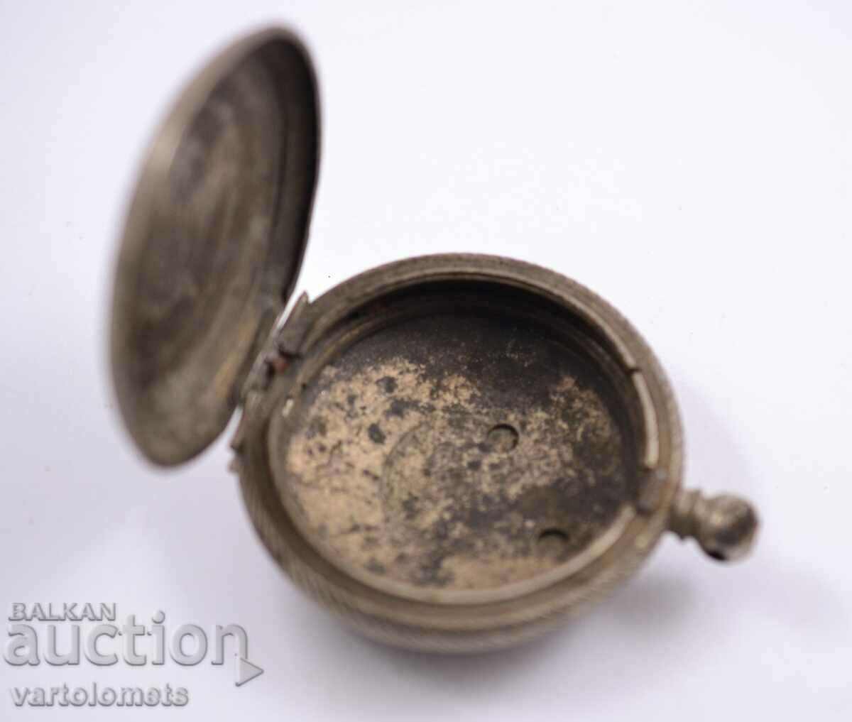 Covers, pocket watch case Serkissev with price 40.00 BGN | € 20.45