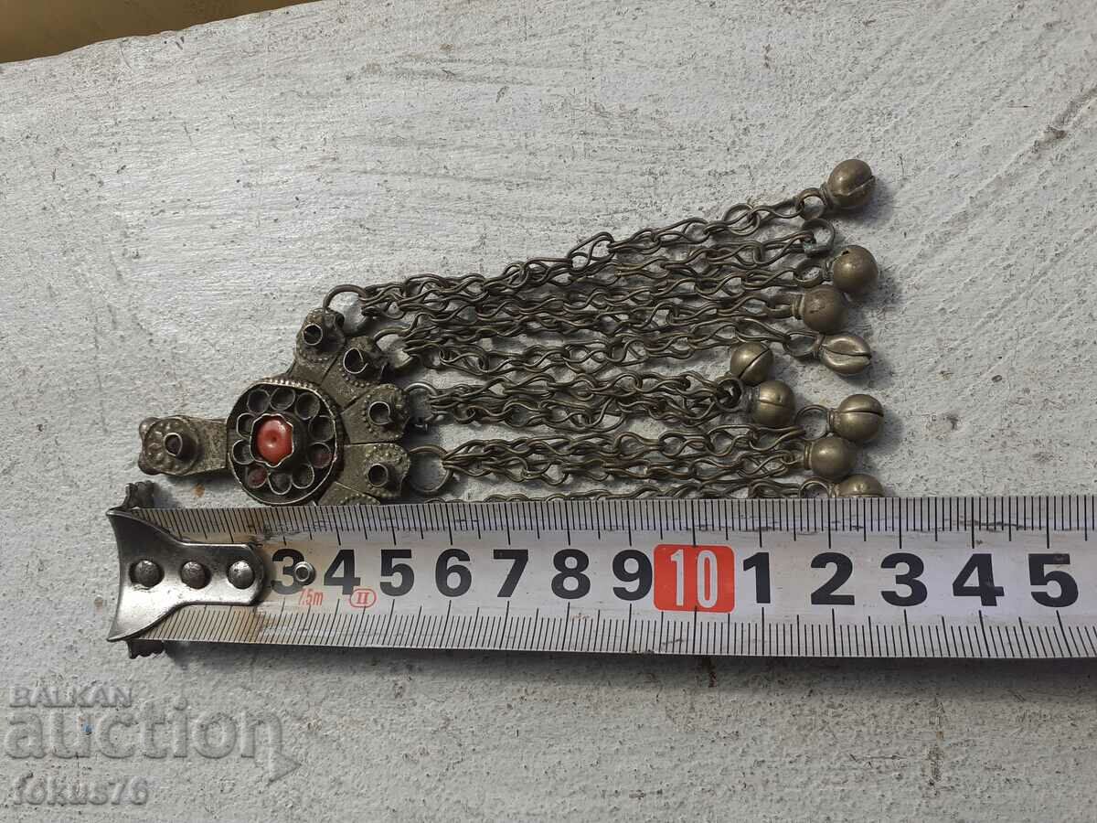 An old flapping jewelry pin - 5 An old flapping jewelry pin - 5