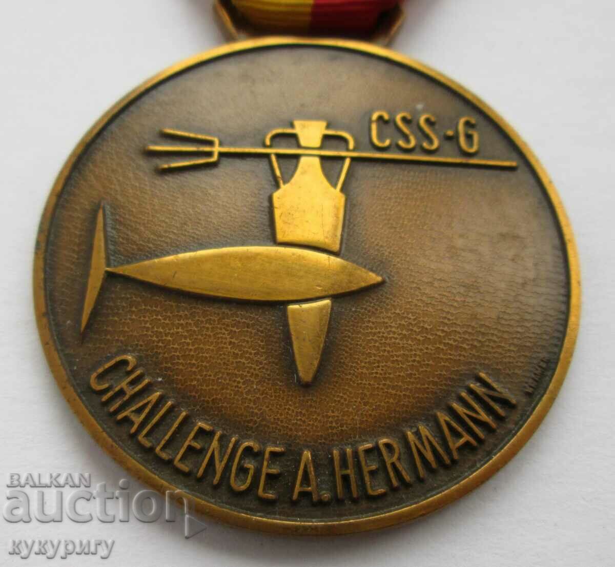 Old divers medal competition underwater diving diver with price 40.00 BGN | € 20.45 Old divers medal competition underwater diving diver with price 40.00 BGN | € 20.45