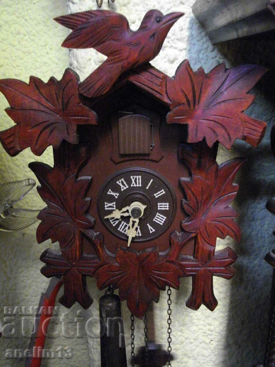 СТЕНЕН ЧАСОВНИК С КУКУВИЧКА ШВАРЦВАЛД СТЕНЕН ЧАСОВНИК С КУКУВИЧКА ШВАРЦВАЛД