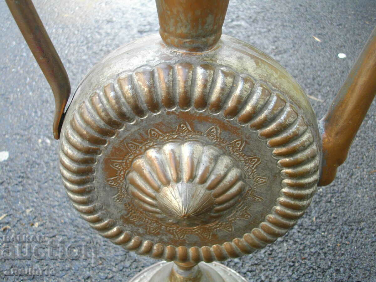 OLD COPPER HONEY POT with price 175.00 BGN | € 89.48 OLD COPPER HONEY POT with price 175.00 BGN | € 89.48