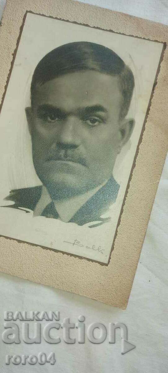 Auction GENERAL DAMIAN VELCHEV Auction GENERAL DAMIAN VELCHEV