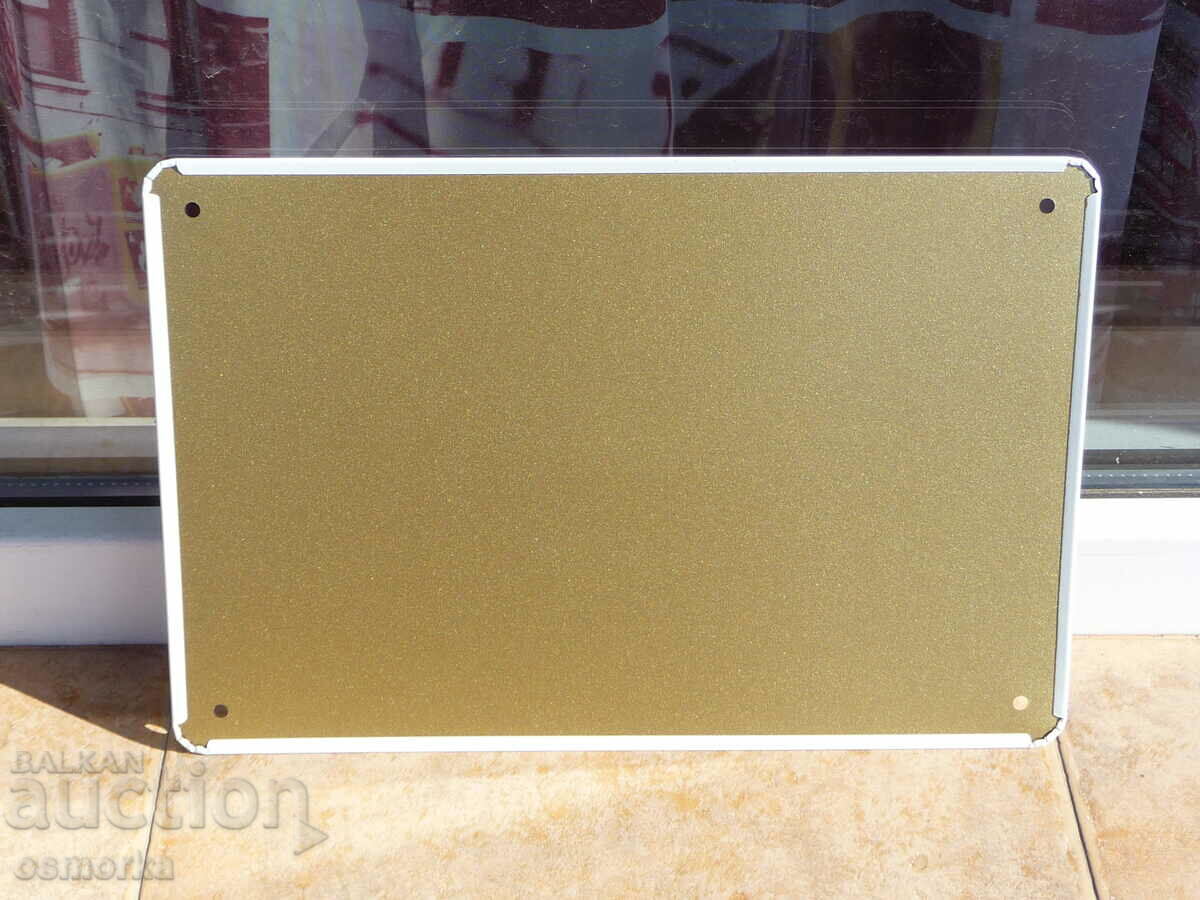 Licitație Placa metalica auto Castrol Ulei motor Castrol rosu
