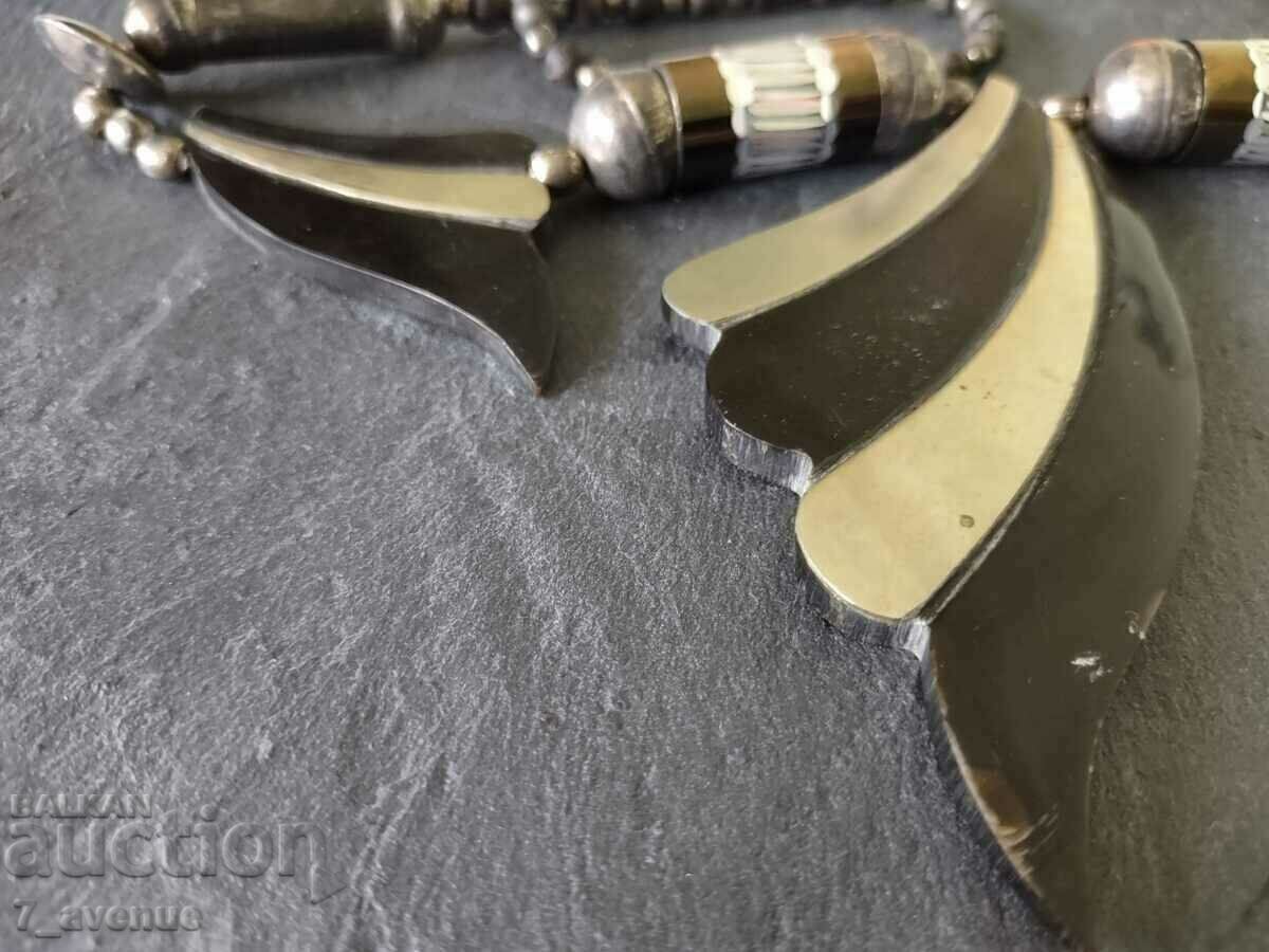 Delivery of NECKLACE necklace jewelry, horn and metal, 21.03.2024