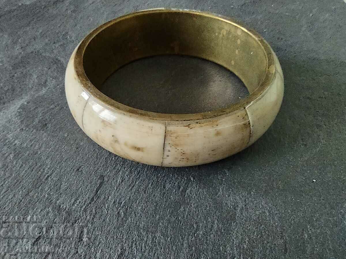 Auction  Bracelet bone and metal, beautiful, 21.03.2024