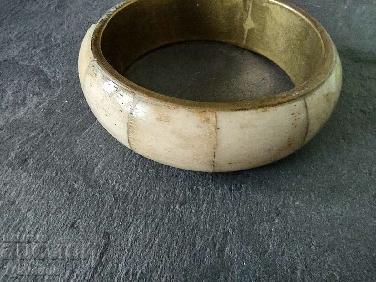 Delivery of Bracelet bone and metal, beautiful, 21.03.2024
