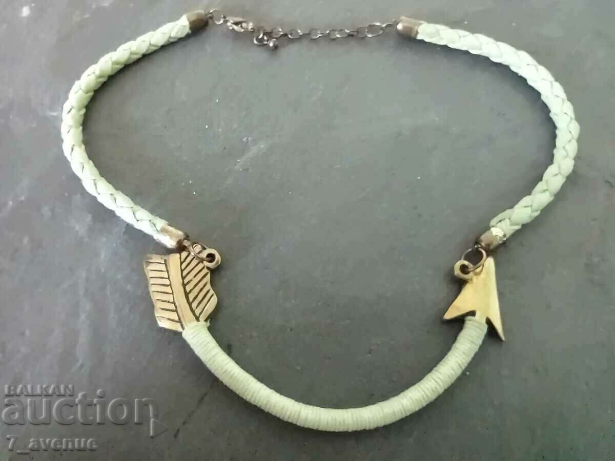 ΚΟΛΙΕ κοσμήματα κολιέ, έθνικ με μοτίβα, και για φορεσιά 21.03.2024 με τιμή 49.00 BGN | € 25.05 ΚΟΛΙΕ κοσμήματα κολιέ, έθνικ με μοτίβα, και για φορεσιά 21.03.2024 με τιμή 49.00 BGN | € 25.05