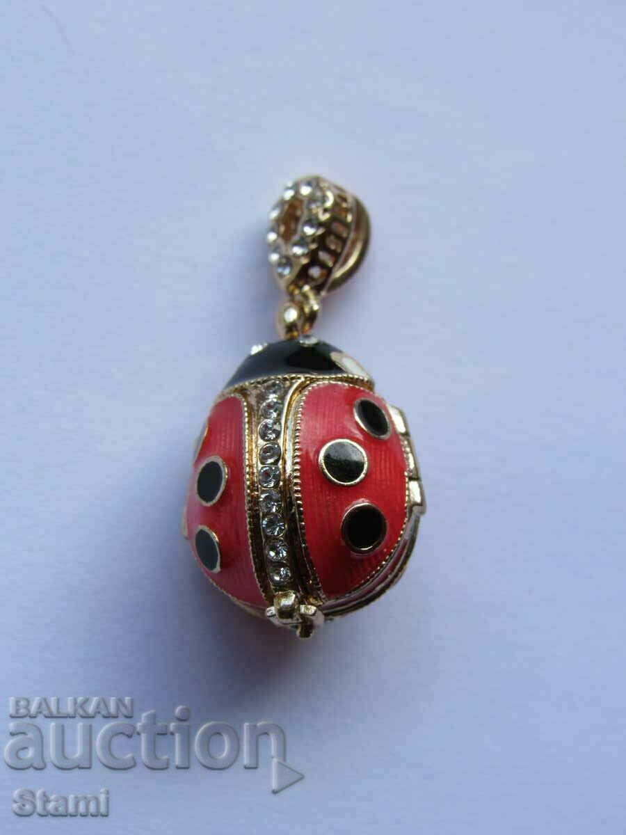 Fine ladies' ladybug necklace Egg Faberge, new