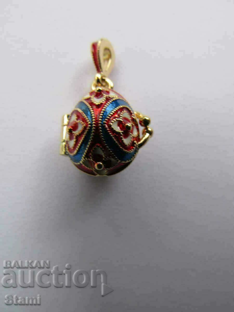 Fine women's pendant necklace - Faberge egg, new with price 65.00 BGN | € 33.23 Fine women's pendant necklace - Faberge egg, new with price 65.00 BGN | € 33.23