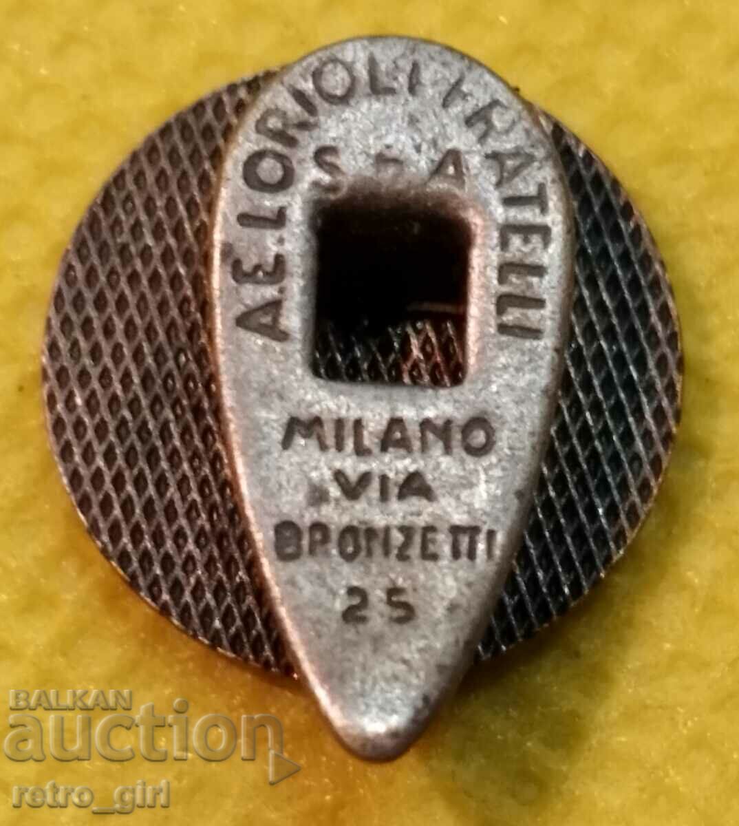 I am selling an old award badge, a badge! with price 44.90 BGN | € 22.96 I am selling an old award badge, a badge! with price 44.90 BGN | € 22.96