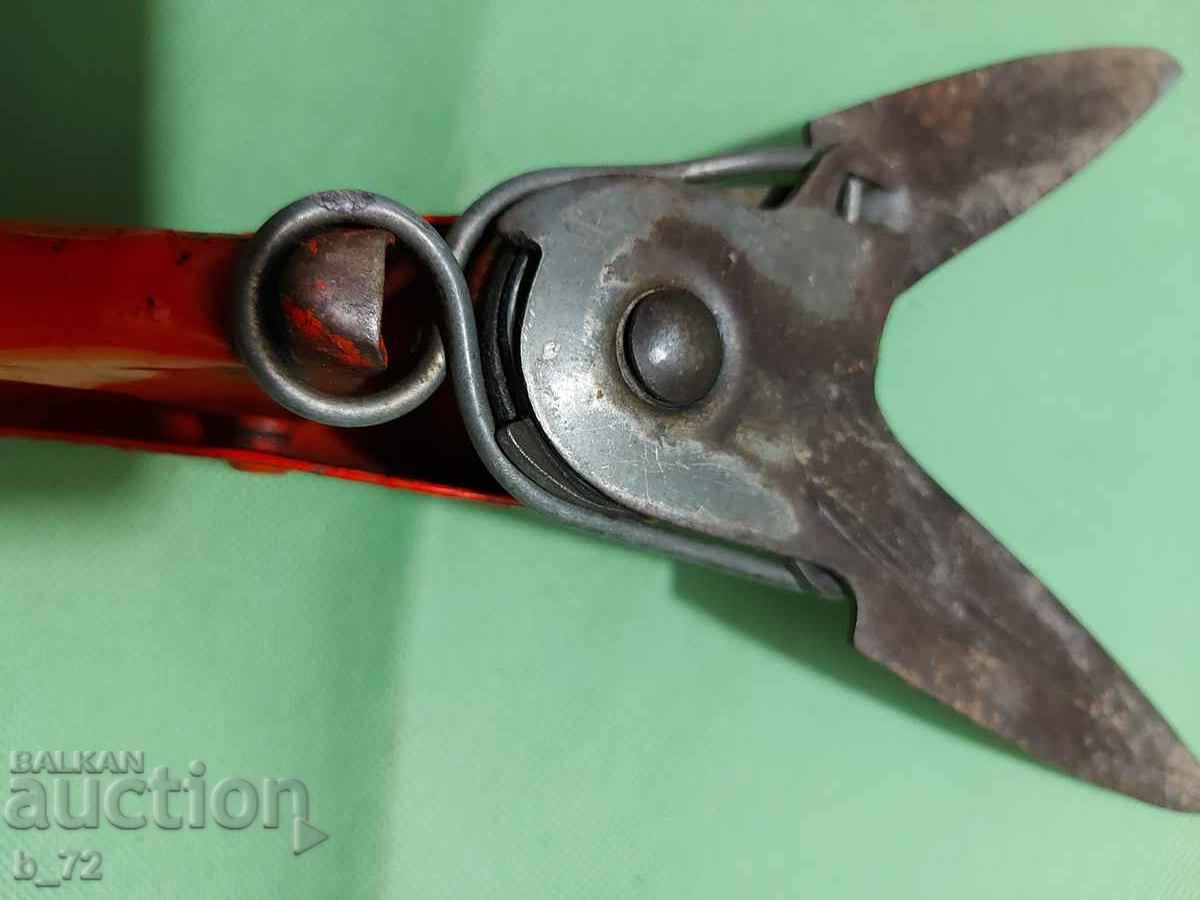 Delivery of Garden scissors Delivery of Garden scissors