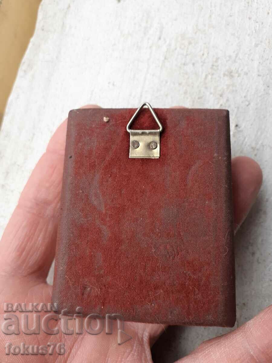 Παράδοση Παλιά μικρή χάλκινη εικόνα με σμάλτο - Άγιος Νικόλαος Παράδοση Παλιά μικρή χάλκινη εικόνα με σμάλτο - Άγιος Νικόλαος