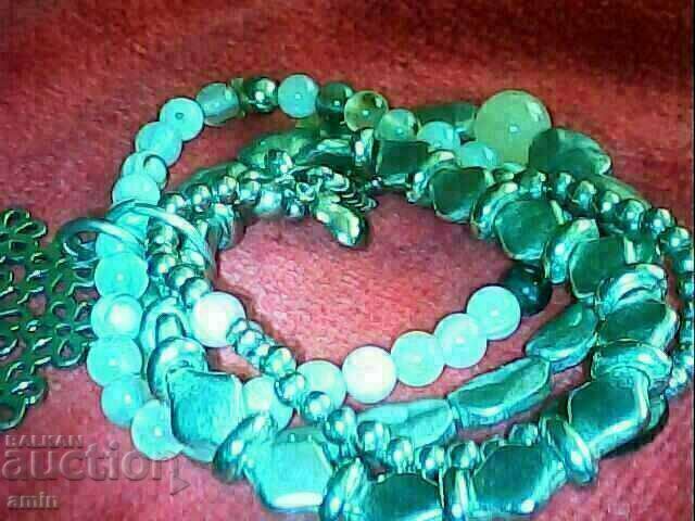 όμορφο πολύκλωνο βραχιόλι με φυσικές πέτρες, επάργυρο με τιμή 20.00 BGN | € 10.23 όμορφο πολύκλωνο βραχιόλι με φυσικές πέτρες, επάργυρο με τιμή 20.00 BGN | € 10.23