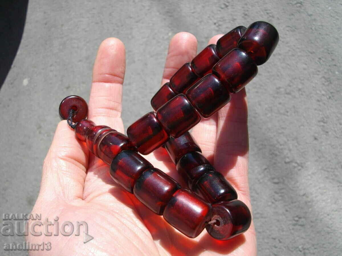 Delivery of OLD RED ROSARY Delivery of OLD RED ROSARY