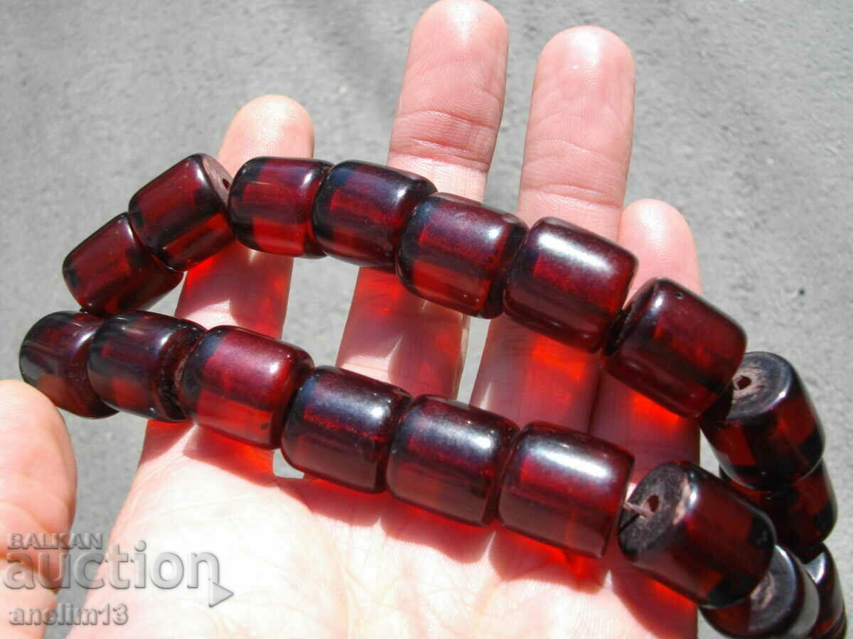 OLD RED ROSARY - 5 OLD RED ROSARY - 5