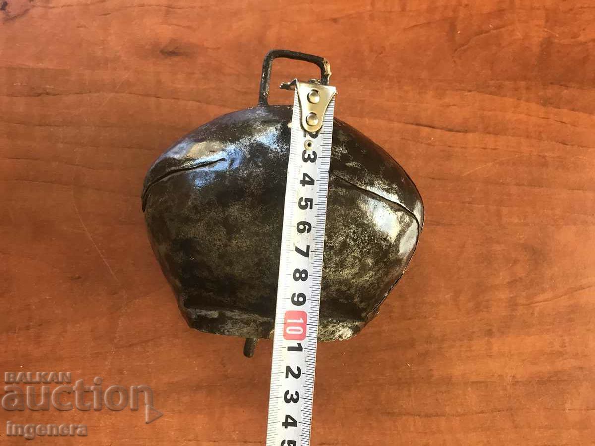 Auction BOY CHAN THUMBELEK Auction BOY CHAN THUMBELEK