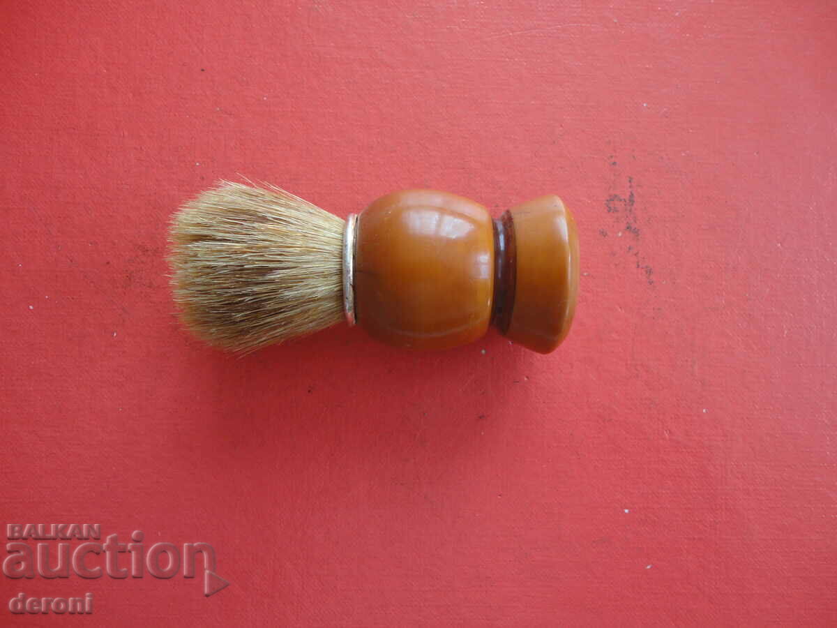 German bakelite catalin shaving brush - 7 German bakelite catalin shaving brush - 7