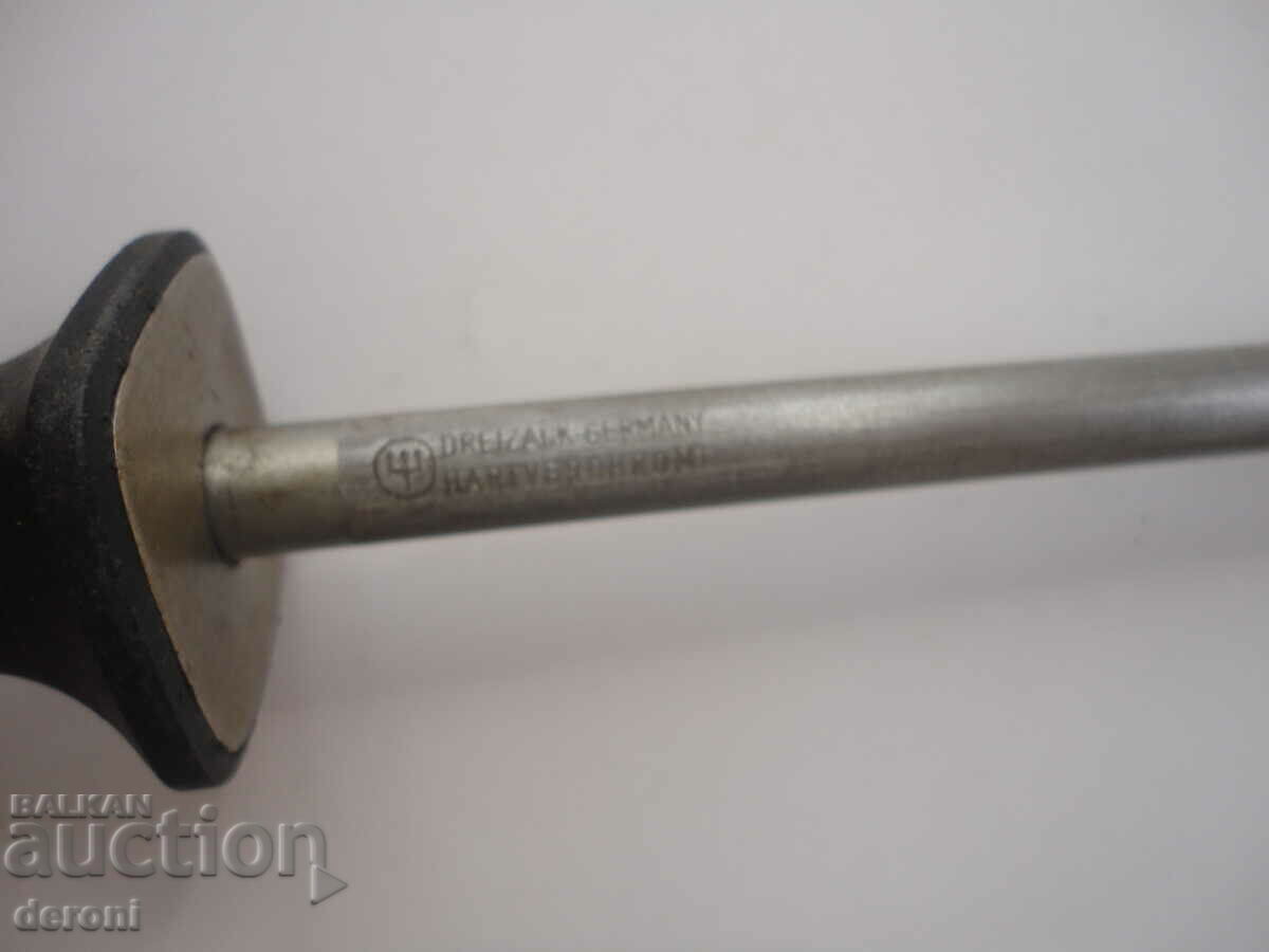 German massat knife sharpener Dreizack with price 30.00 BGN | € 15.34 German massat knife sharpener Dreizack with price 30.00 BGN | € 15.34