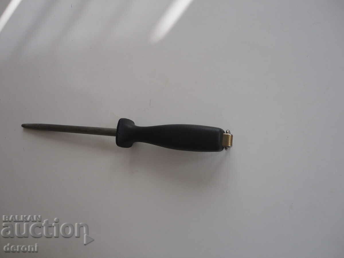 German massat knife sharpener Dreizack - 7 German massat knife sharpener Dreizack - 7