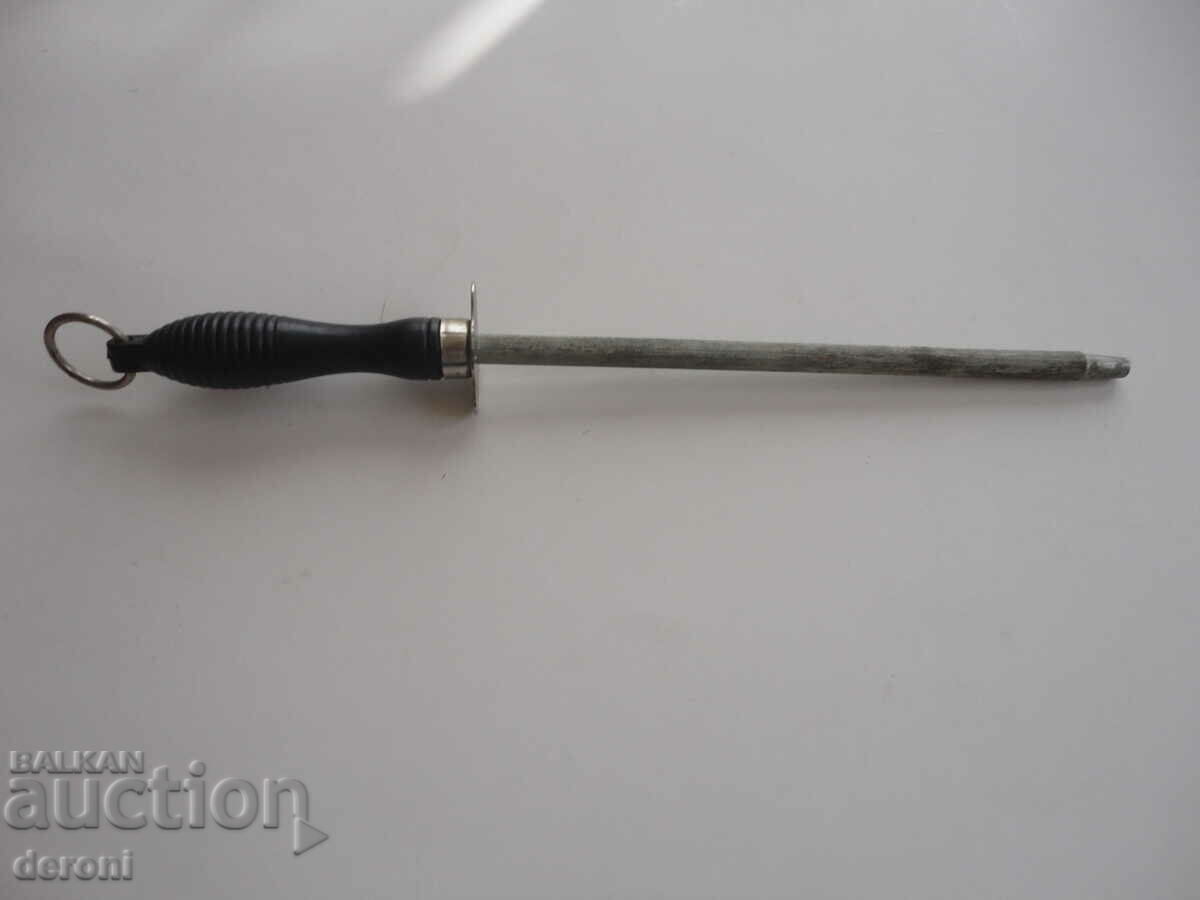 German massat knife sharpener 10 with price 10.00 BGN | € 5.11 German massat knife sharpener 10 with price 10.00 BGN | € 5.11