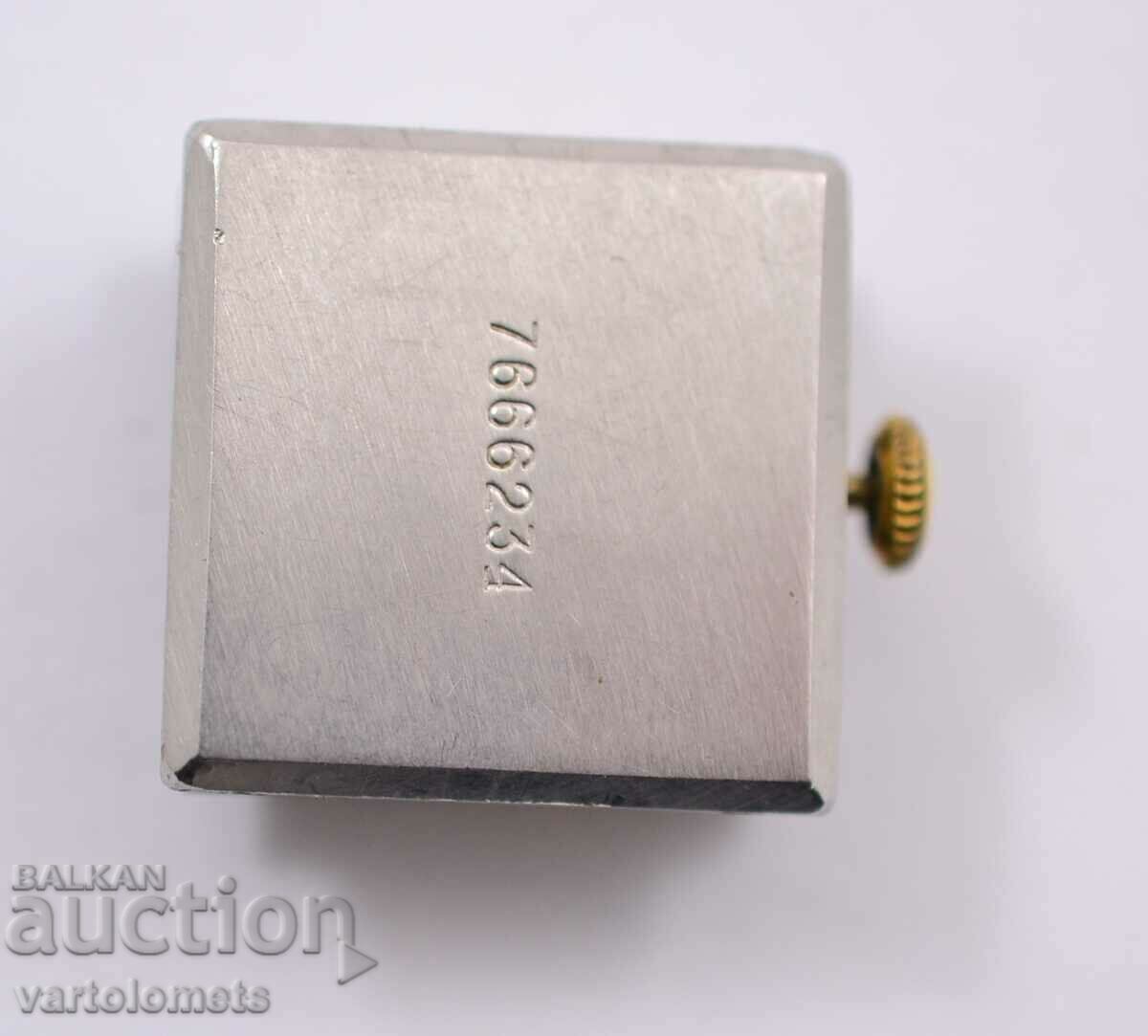 Auction  ZARYA mechanism - works