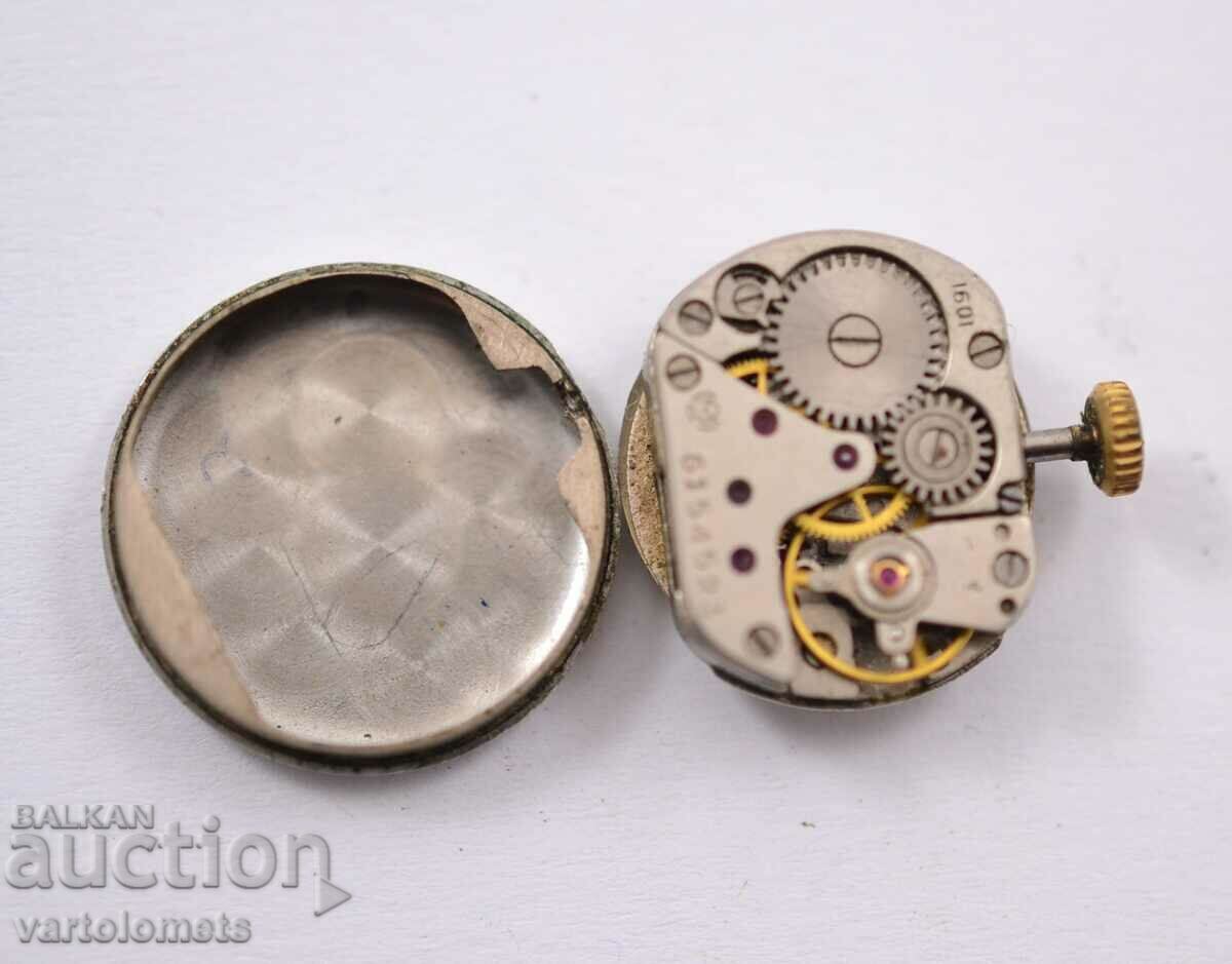 Ladies watch movement - working with price 3.00 BGN | € 1.53