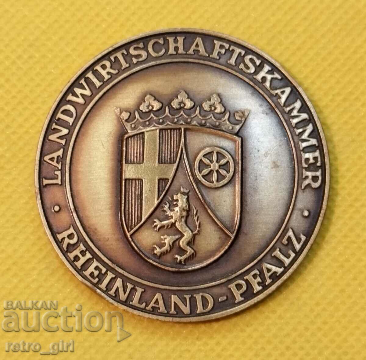 I am selling a plaque. with price 14.90 BGN | € 7.62 I am selling a plaque. with price 14.90 BGN | € 7.62